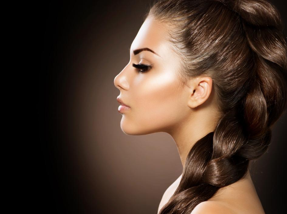 7 fall fashion trends that are perfect for women under 5'3 2021 haircut trends female