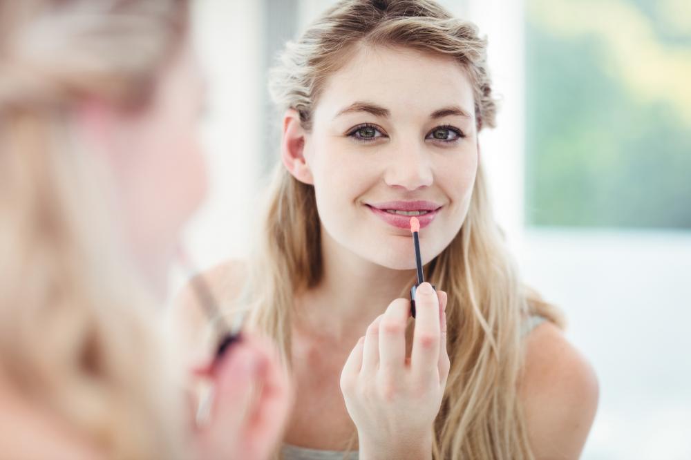 make-up trend za usne